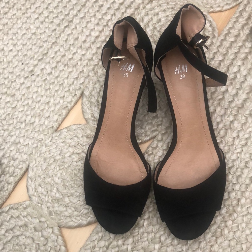 Black heels